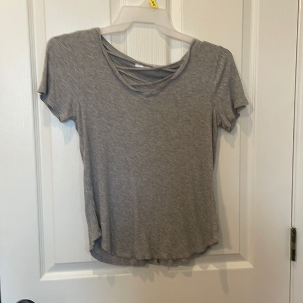 Grey shirt with strap in front